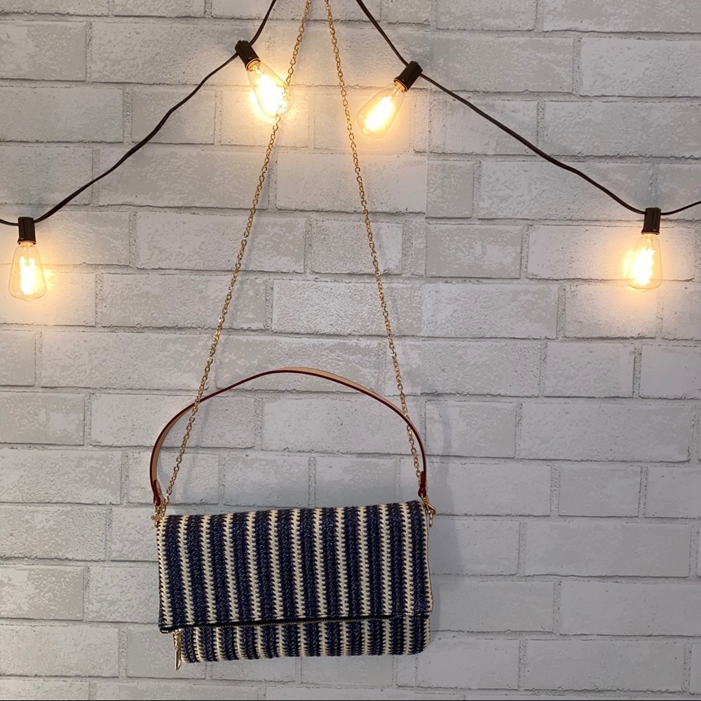 Blue & white urban expressions crossbody purse